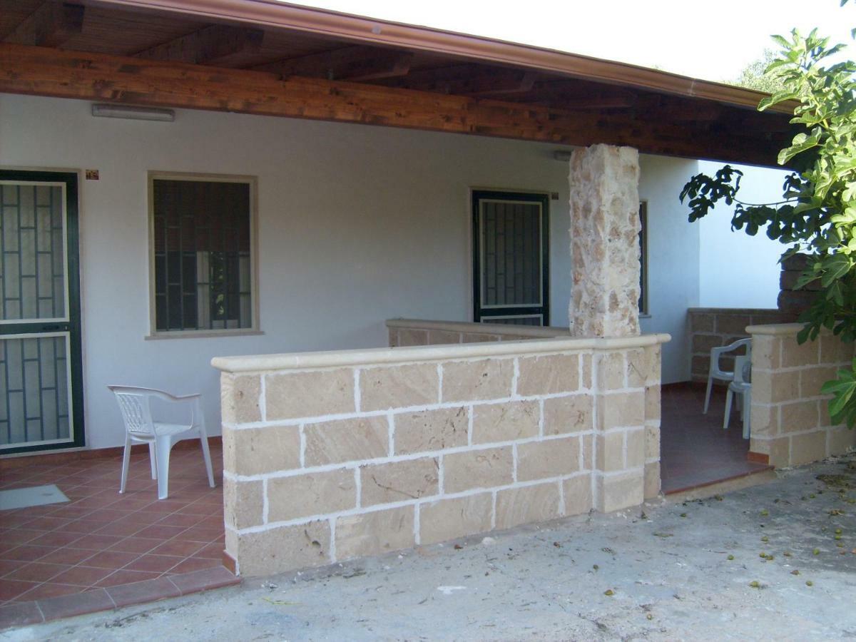 B&B La Seta Rossa กาลาโตเน ภายนอก รูปภาพ