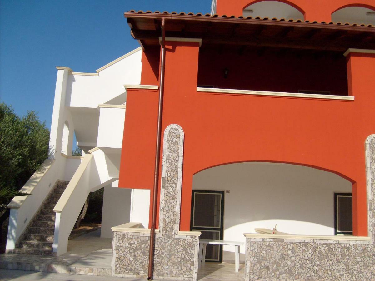 B&B La Seta Rossa กาลาโตเน ภายนอก รูปภาพ